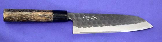 吉兼黒打鎚目三徳包丁栗柄165mm